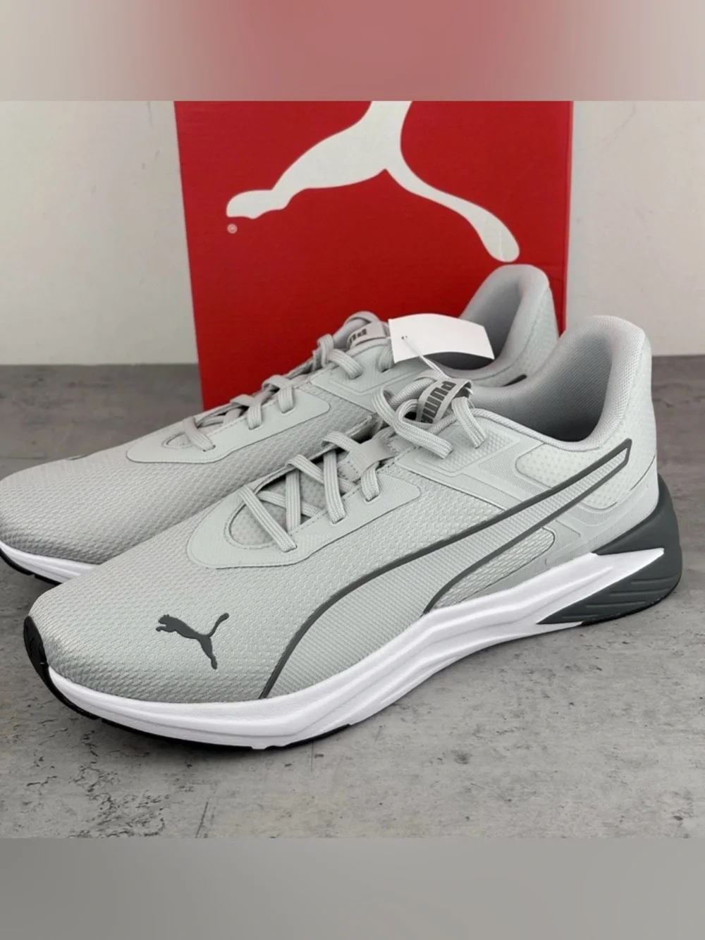 Men’s PUMA Disperse Sneaker Gray Light Weight Athletic Running Shoes‎ 8.5 new
